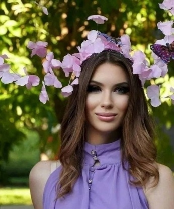 У меня есть опыт и я всегда готова подарить вам незабываемо яркие моменты. Мы можем воплотить в жизнь все ваши самые сокровенные фантазии.
💋 Мои услуги широки и разнообразны: классический секс, оральные ласки, массаж, различные ролевые игры и многое другое. Гарантирую, что время проведенное со мной будет полностью посвящено вашему удовольствию.
🌟 Обращающиеся оставляют восторженные отзывы о нашей встрече - я всегда стараюсь быть на высоте! Вы можете увидеть несколько фото на моей странице.
💌 Давайте сделаем наше свидание незабываемым. Жду вашего звонка! Милана